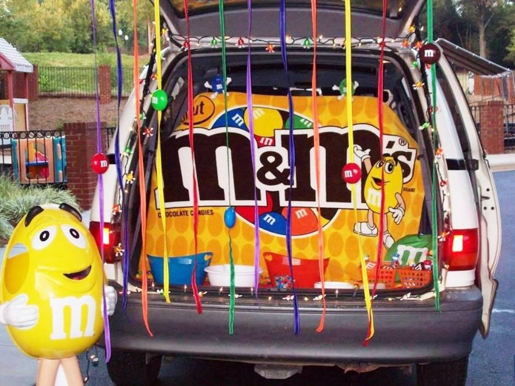 10 Perfect Trunk Or Treat Ideas For Church trunk or treat decorating ideas for church from a cardboard box in 2022