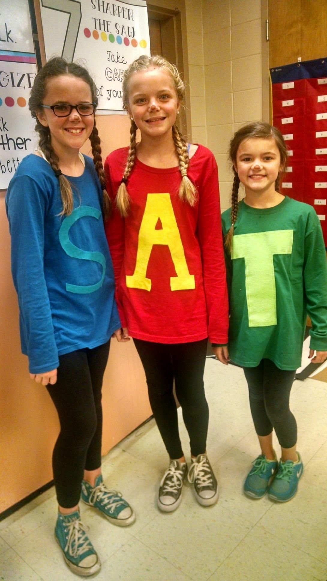 10 Awesome Good Ideas For Twin Day twin day idea alvin and the chipmunks school pinterest 1 2022