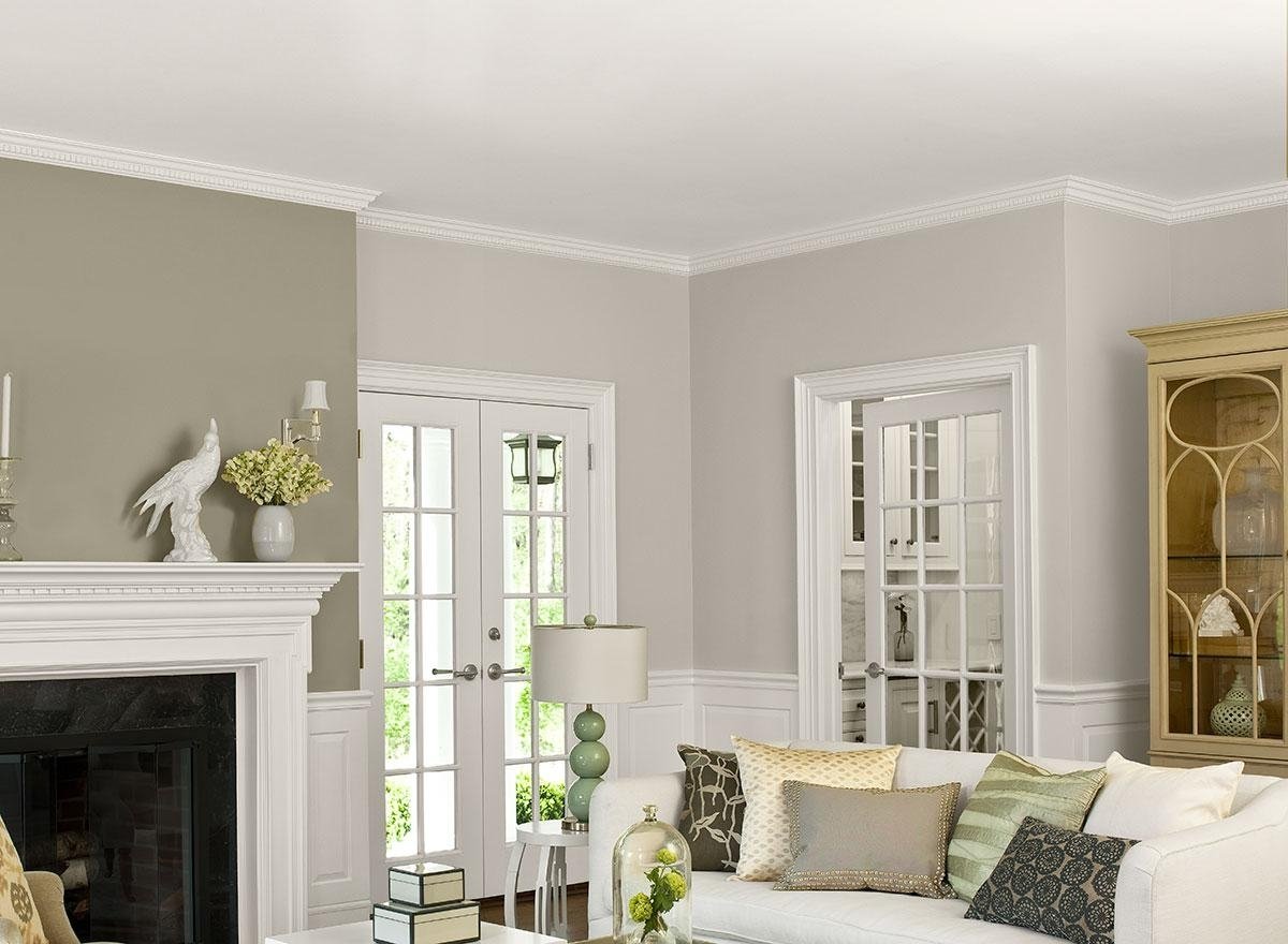 10 Lovable Two Tone Living Room Paint Ideas 2024