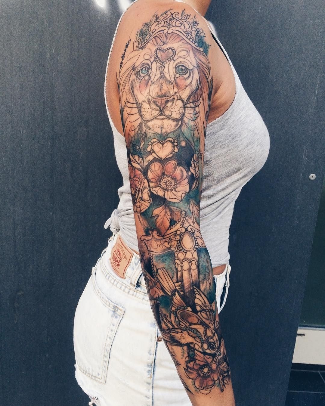 10 Spectacular Sleeve Tattoo Ideas For Girls ver esta foto do instagram de pliszkamagdalena e280a2 2545 curtidas 2022