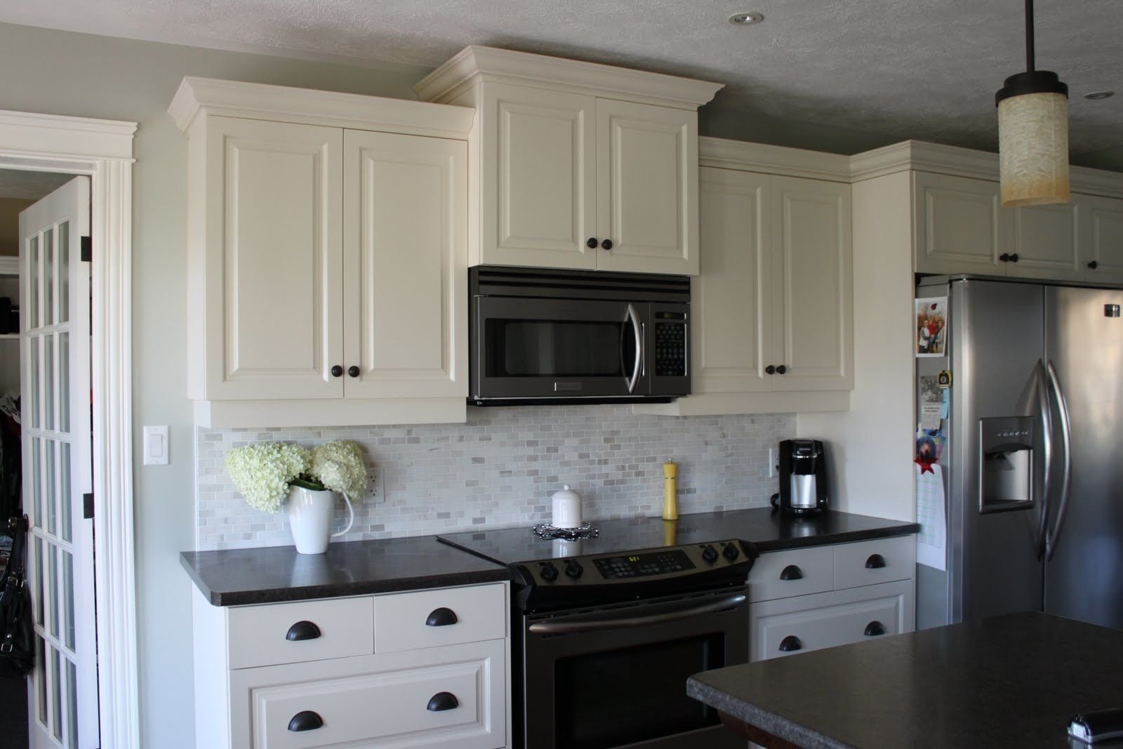 10 Trendy Backsplash Ideas For Kitchen With White Cabinets white cabinets with gray backsplash kitchen ideas pinterest 2023